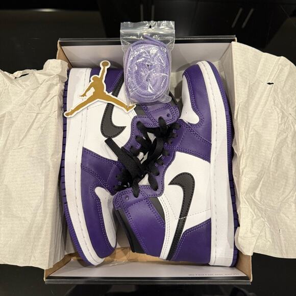 Nike Big Kids' Air Jordan 1 in Purple | SLIGHTLY USED - Picture 16 of 16